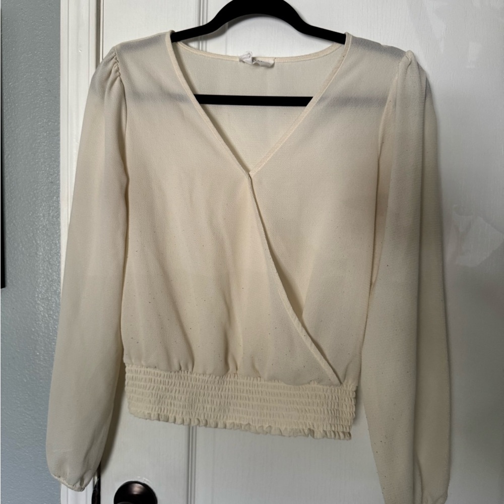 Olive & Oak Cream V-Neck Blouse